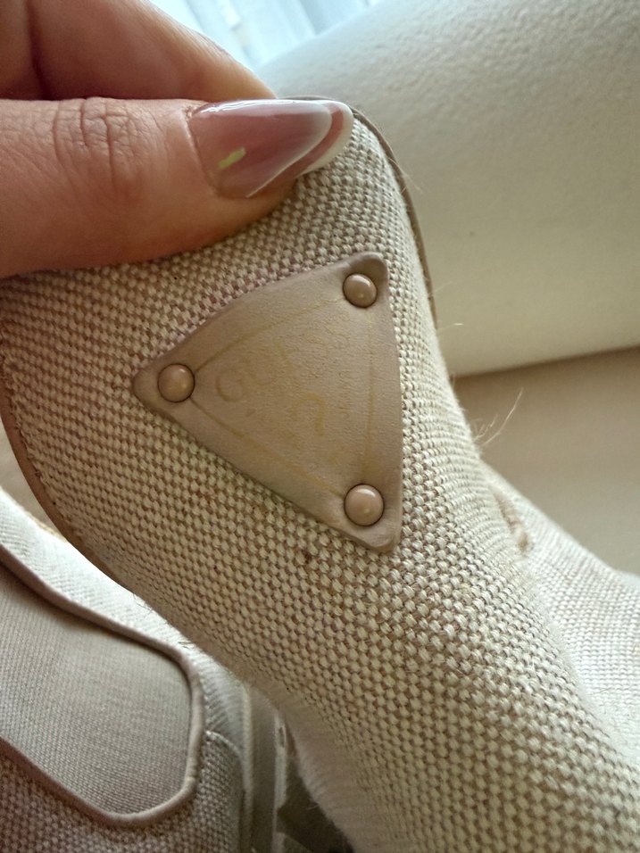 GUESS kadın bot - Görsel 3