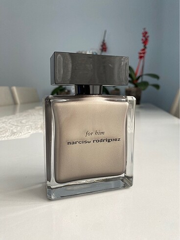 Narciso Rodrigues For Him