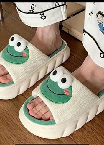 Diğer Unisex Günlük Terlik
