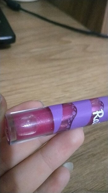 Diğer Lip gloss????????