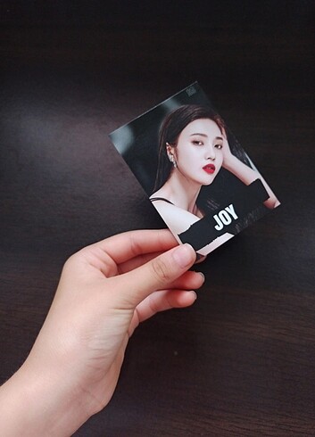 Joy photocard (PC)