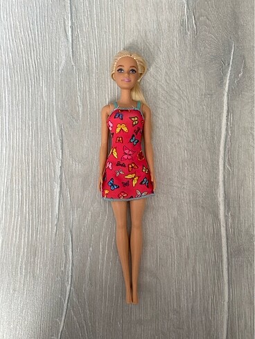  Barbie bebek