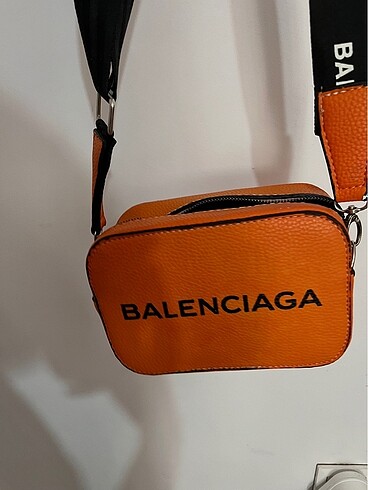 Balenciaga çanta