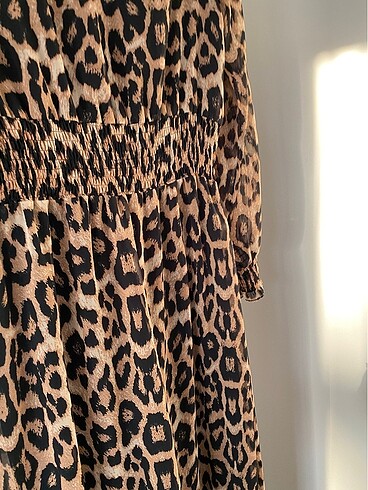 Tesettür leopar elbise - Görsel 6