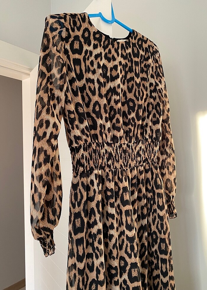 Tesettür leopar elbise - Görsel 5