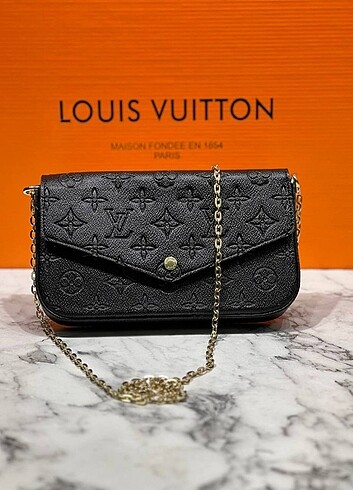 Louis Vuitton LOUİS VUITTON BAYAN ÇANTASI