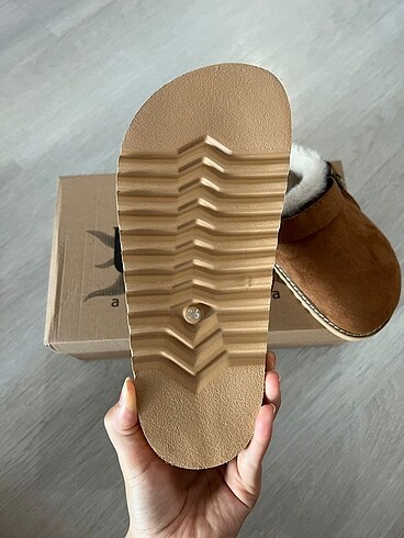 39 Beden Ugg bot