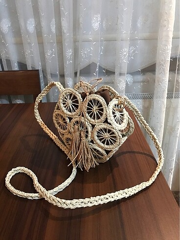 Yandan asmalı çanta