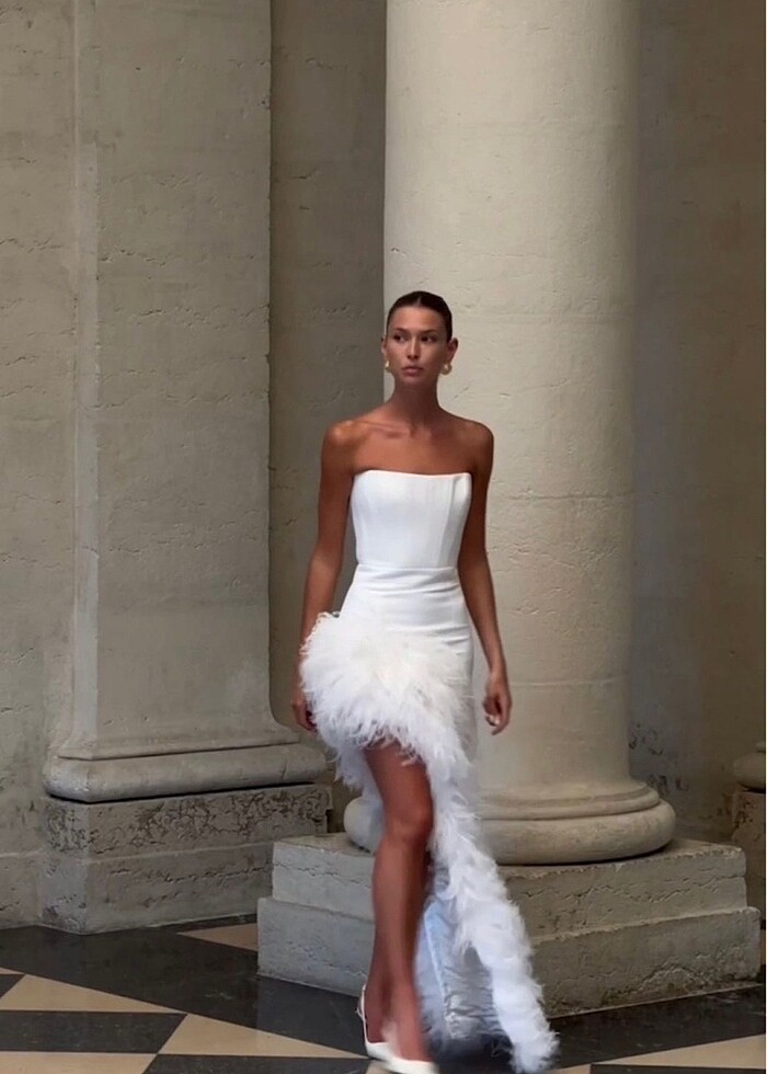 NEW ARRIVALS/GISELE IN PALAIS DE TOKYO ORJİNAL ELBİSE - Görsel 2