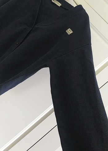 Düğmeli Lacivert V Yaka Kadın Hırka - Görsel 5