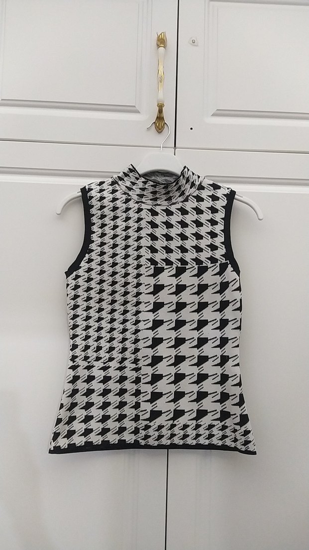 Kadın Gri Kolsuz Dik Yaka Triko Süveter - Görsel 2