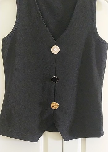 Düğmeli Siyah Kısa Yün Yelek - Görsel 2