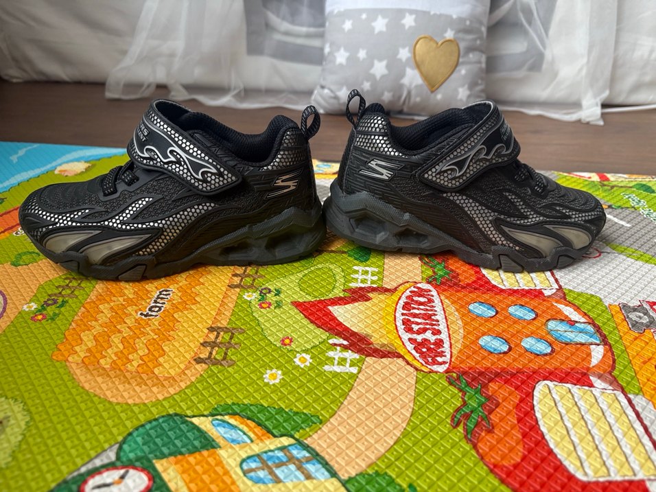 Skechers Erkek Çocuk Su Geçirmez Siyah Spor Ayakkabı - Görsel 3