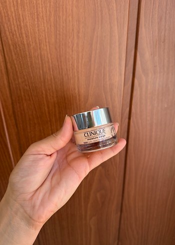 Beden Clinique Nemlendirici Krem 50 ml