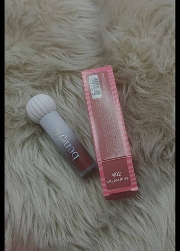 Benefit ruj
