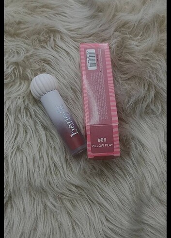 Benefit Benefit ruj