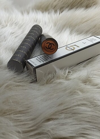 Beden Renk Chanel maskara ?