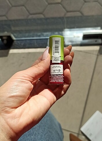 NYX Nyx 04 gloss 