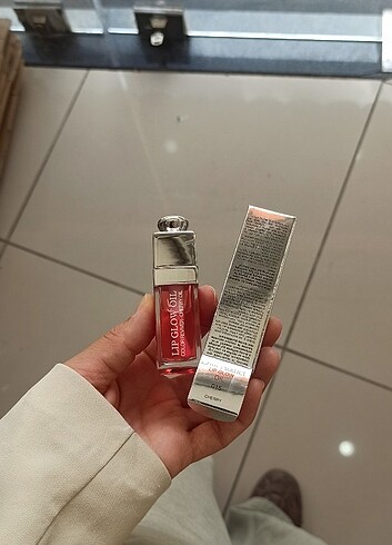 Dior 015 cherry lip oil 