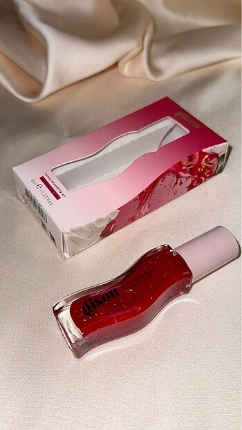 Kiko Gisou lip oil