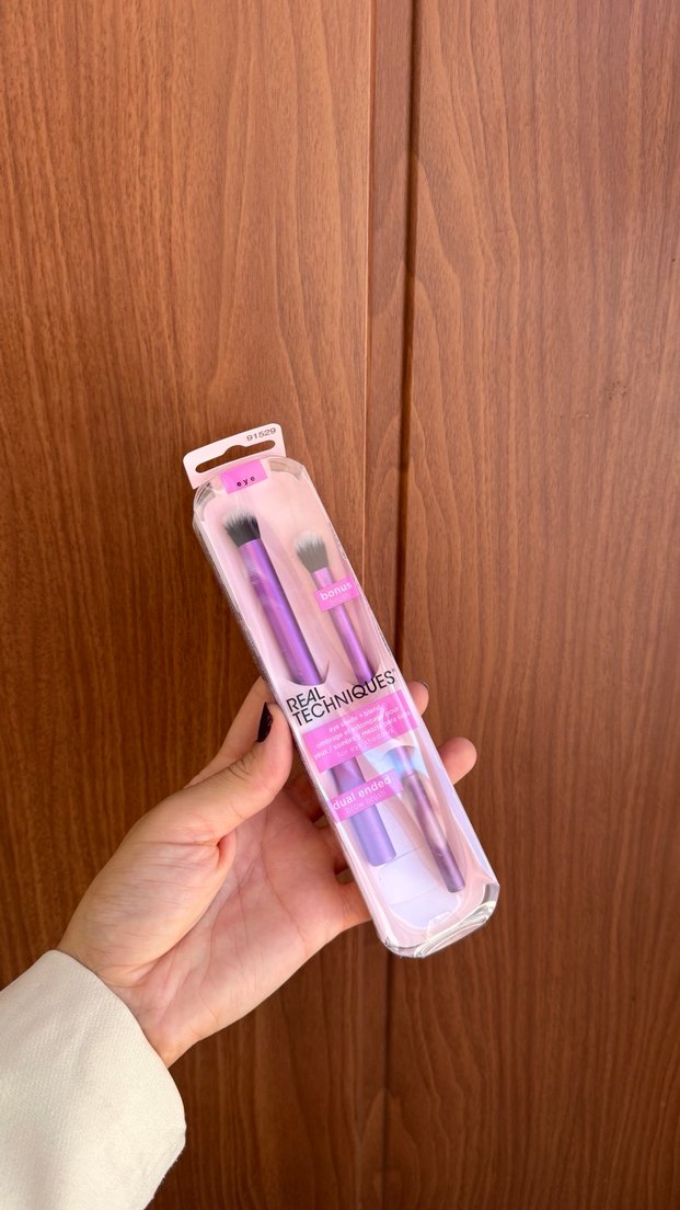 Real Techniques Mor Çift Uçlu Makyaj Fırçası - Görsel 4
