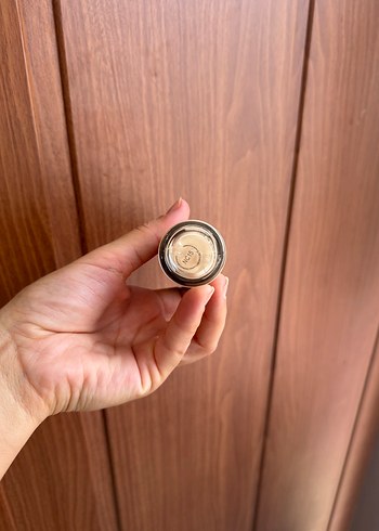 MAC Light Beige Fondöten SPF 15 - Görsel 5