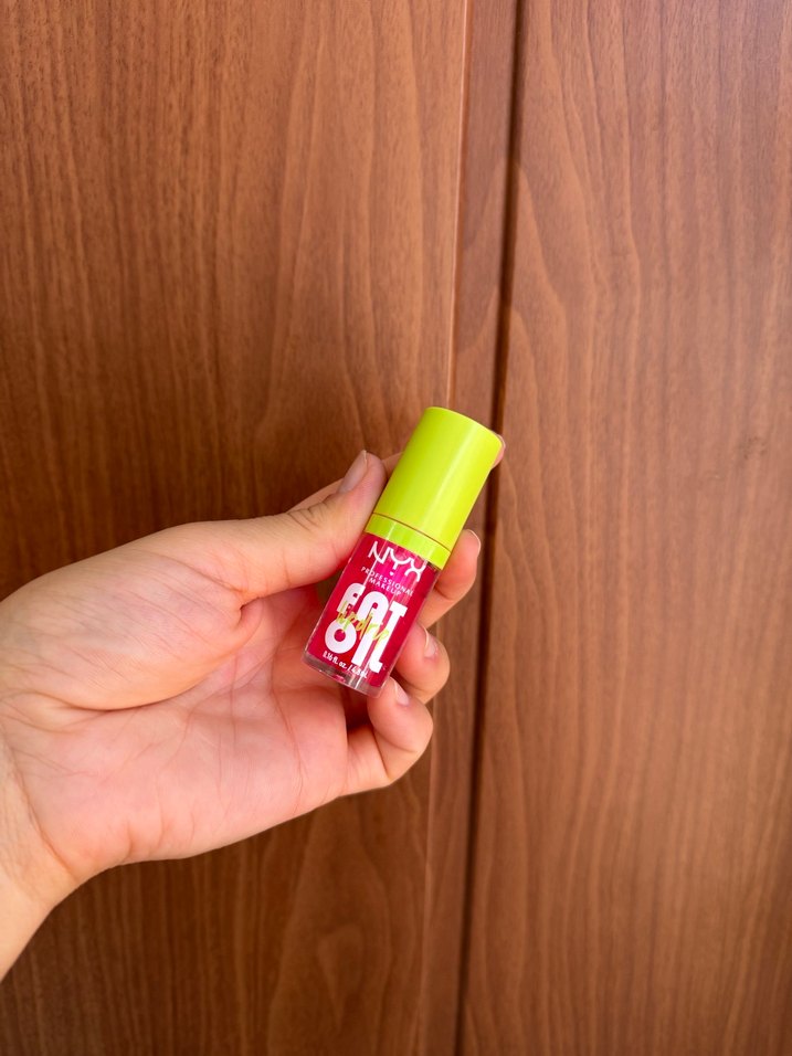 NYX Canlı Pembe Lip Gloss - Görsel 4