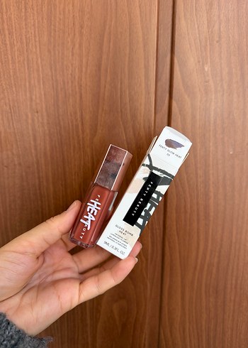 Fenty glow heat 03 lıp gloss - Görsel 2