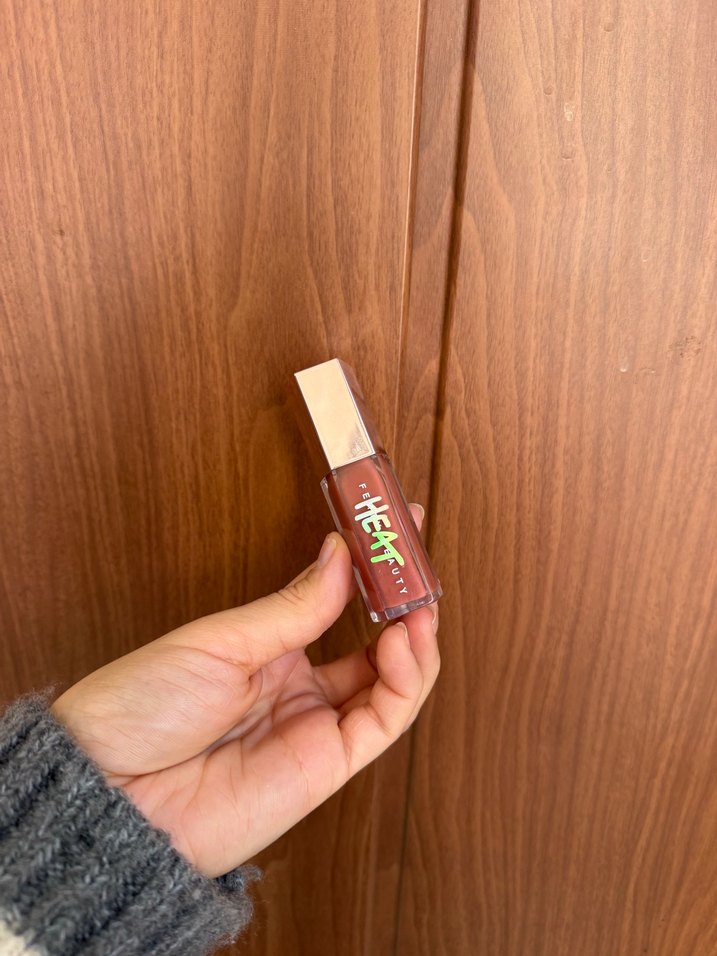 Fenty glow heat 03 lıp gloss - Görsel 3