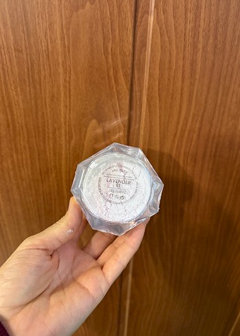 Fenty Beauty lavender pudra - Görsel 4