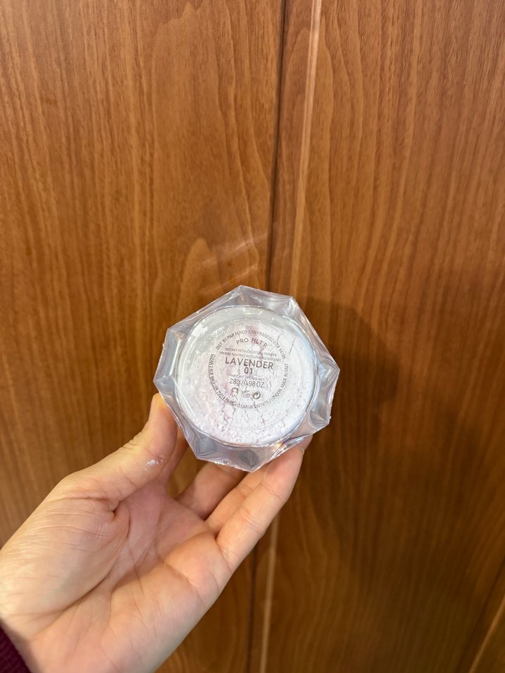 Fenty Beauty lavender pudra - Görsel 4