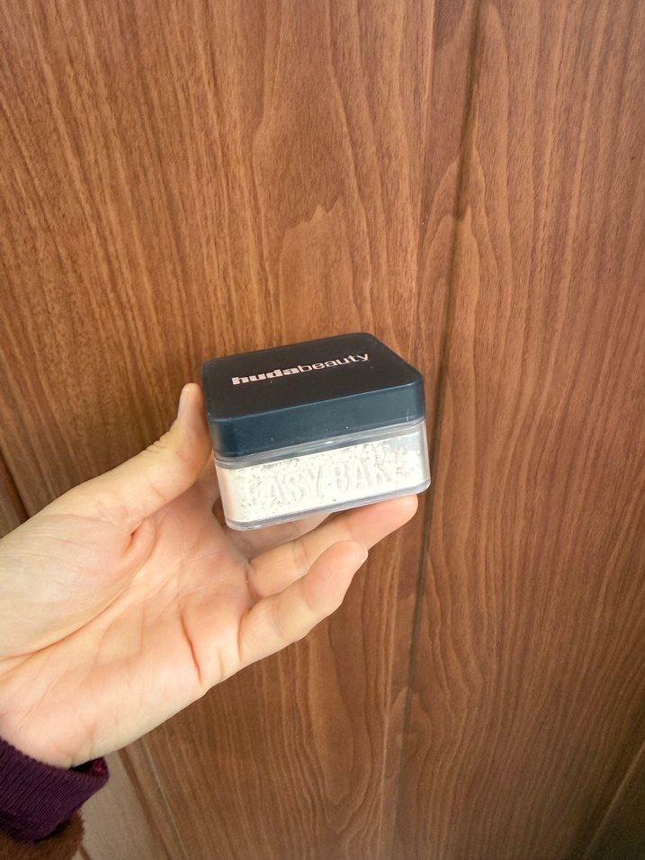 Huda Beauty Pudra - pound cake - Görsel 3