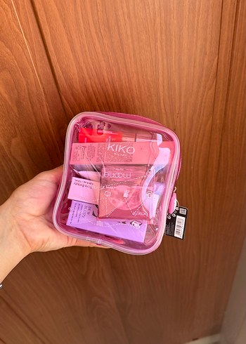Kıko Pembe Parlak Plastik Makyaj Çantası