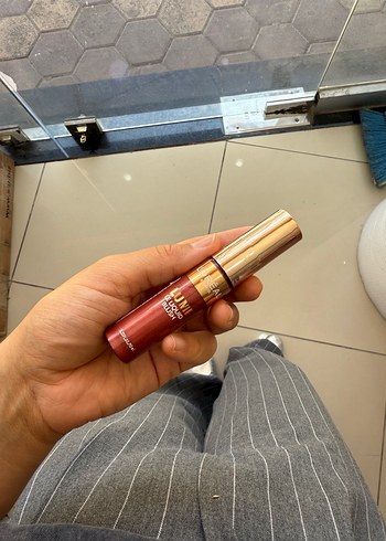 Beden L'Oréal Parlak Bordo allık 625