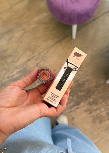 Fenty beauty glow 01 gloss - Görsel 4