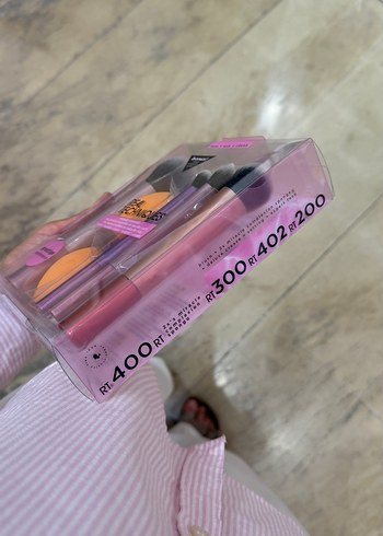 Real Techniques Real Techniques Pembe Makyaj Fırça Seti