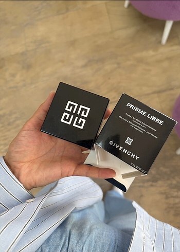 Givenchy Prisme Libre