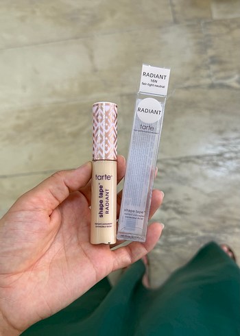 Tarte Shape Tape Radiant Kapatıcı Bej