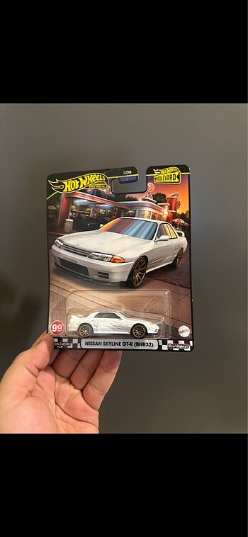 Hot Wheels Premium Nissan Skyline
