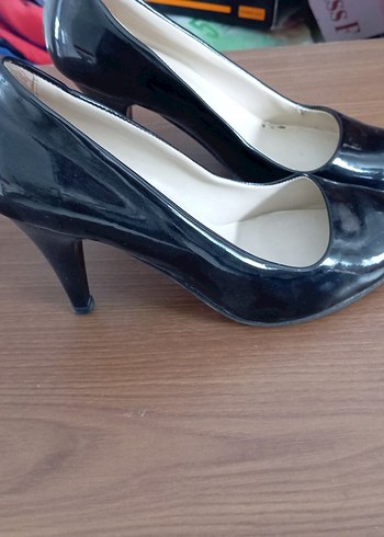 Siyah Rugan Kadın Stiletto Topuklu Ayakkabı - Görsel 2