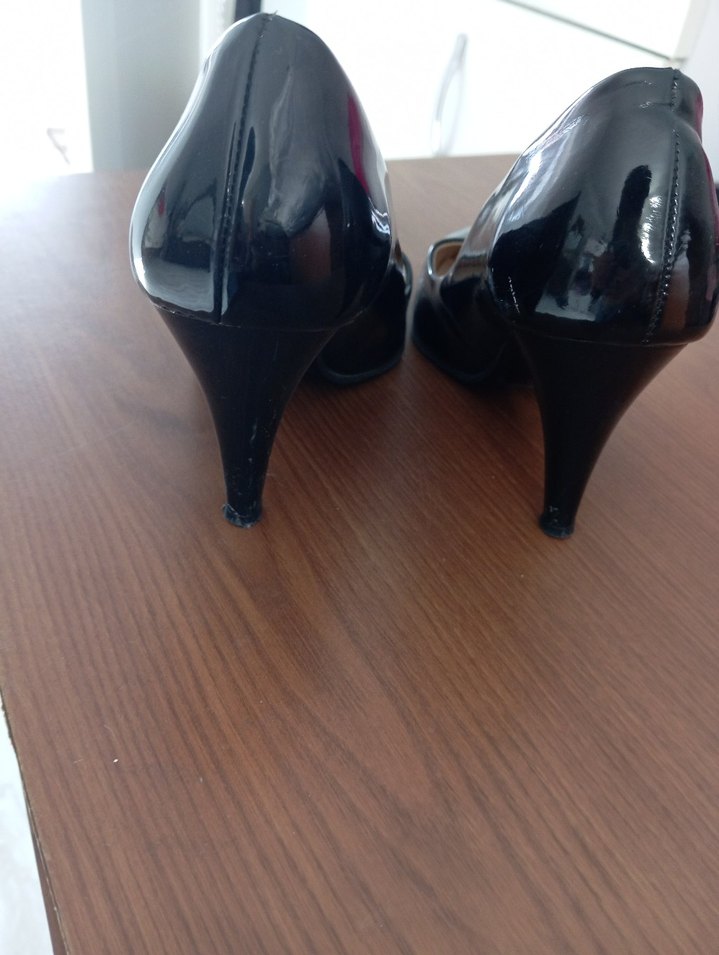 Siyah Rugan Kadın Stiletto Topuklu Ayakkabı - Görsel 3