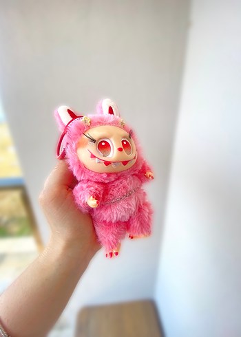 Beden Renk LABUBU MAKYAJLI