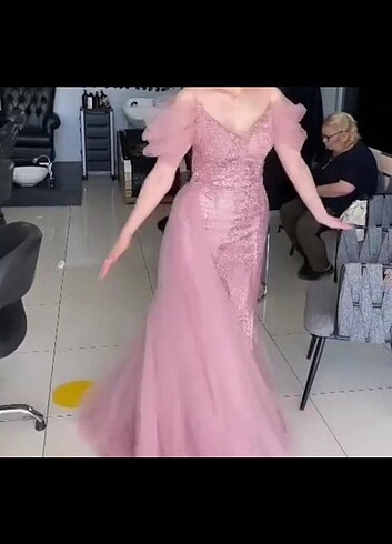 38 Beden pembe Renk 38 beden çok şık abiye