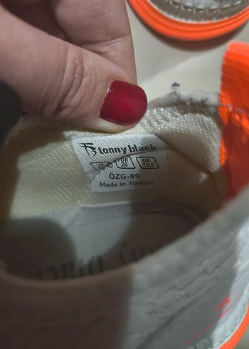 beyaz çocuk spor ayakkabı 28 numara - Görsel 5