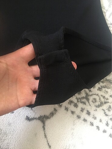 H&M H&M çıtçıtlı atlet