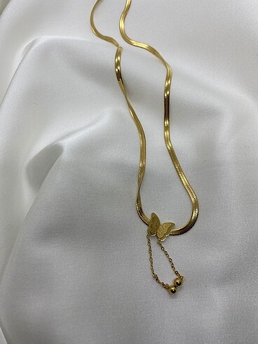 Gold kelebek kolye