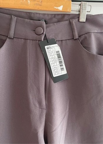 Kadın Gri Kemerli Midi Kumaş Pantolon - Görsel 6