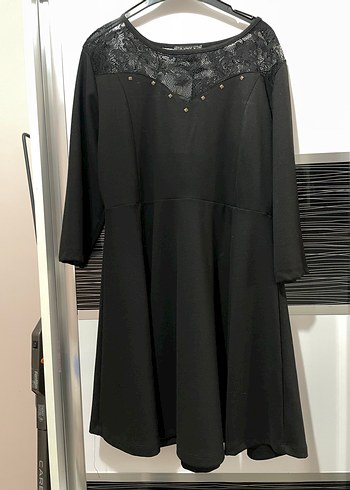 Siyah Zincir Detaylı Midi Goth Elbise - Görsel 3