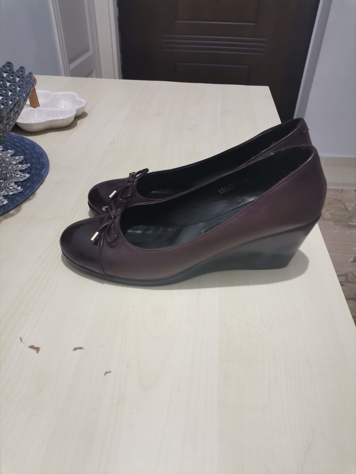 Kahverengi Tokalı Kadın Topuklu Babet - Görsel 2