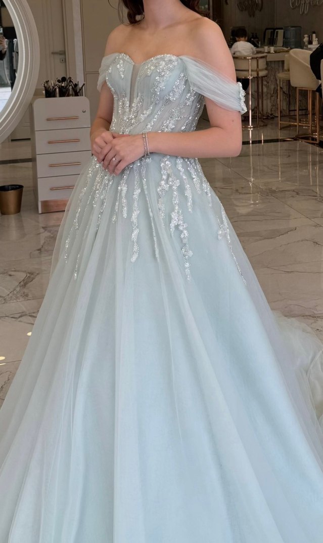 İşlemeli Straplez Uzun Su Yeşili Nişan Elbisesi - Görsel 5